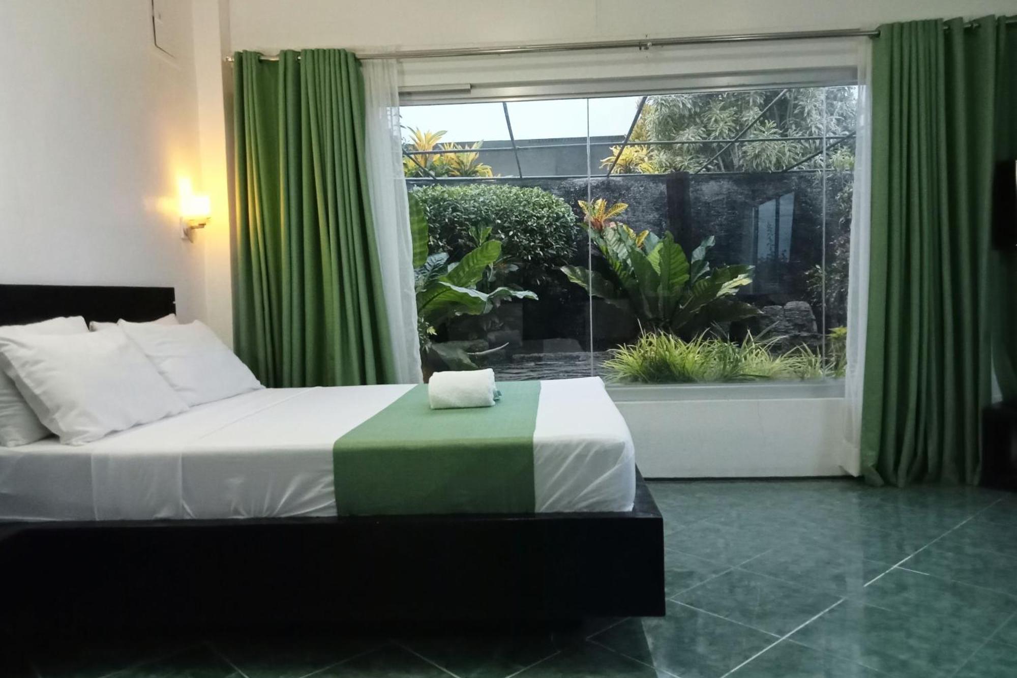 Garin Farm Pilgrimage Resort Powered By Cocotel San Joaquin Cameră foto
