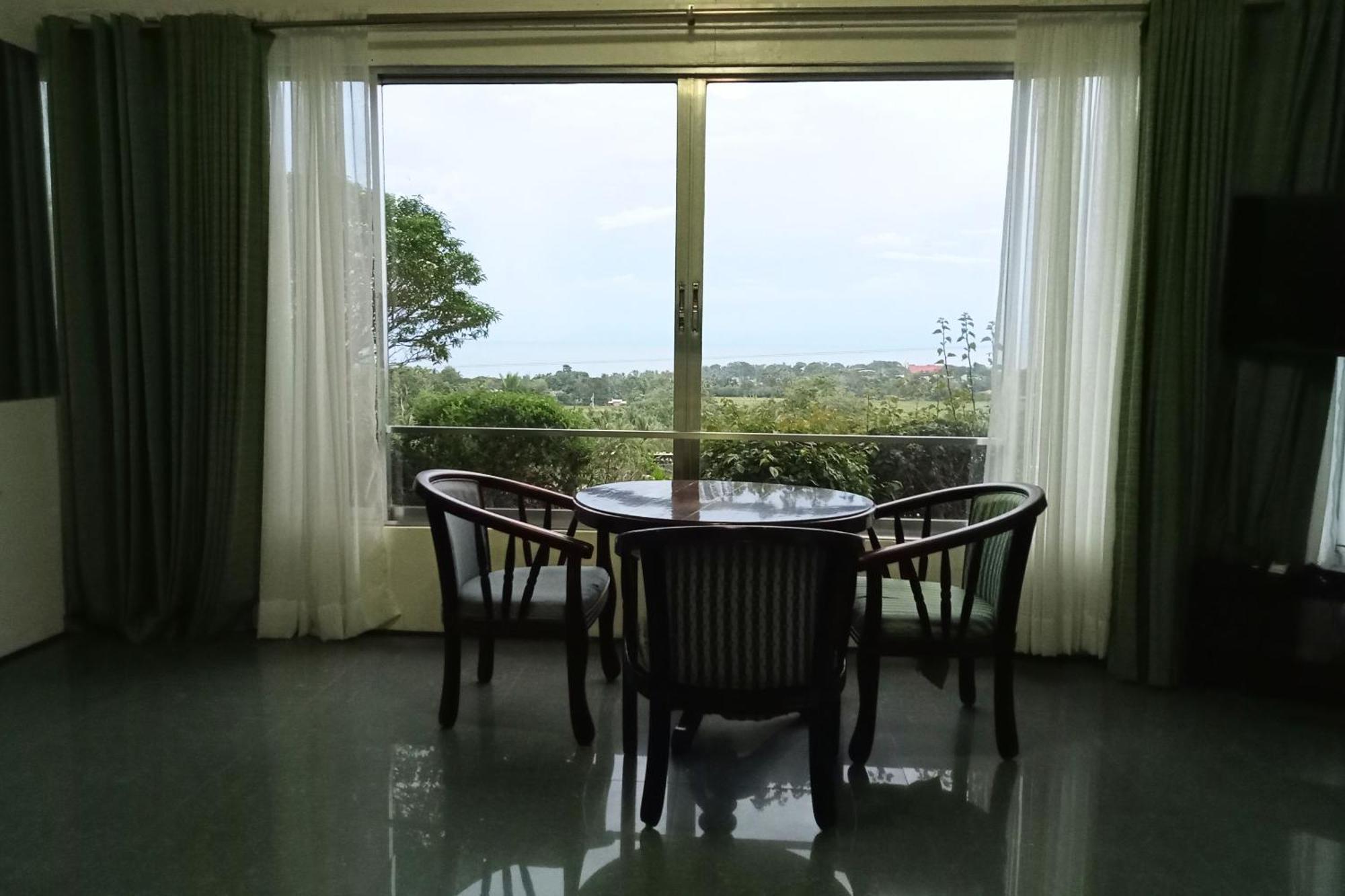 Garin Farm Pilgrimage Resort Powered By Cocotel San Joaquin Exterior foto